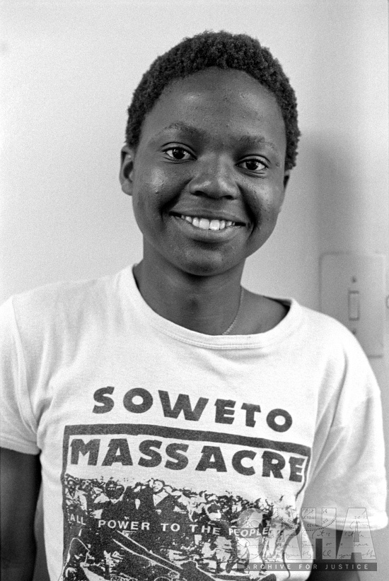 AL3274_D32 The Gille de Vlieg Photographic Collection D32 Sicelo Dlomo,SOSCO activist, detained and beaten by police, killed in Jan 1988 by John Itumelend Dube, MK Special Operation, Johannesburg, Gauteng, 1986-11-10.
